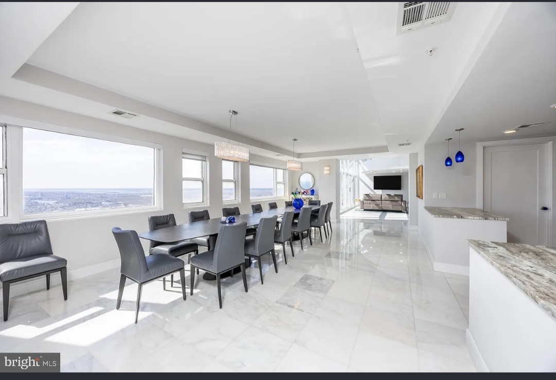 MODERN SOPHISTICATION